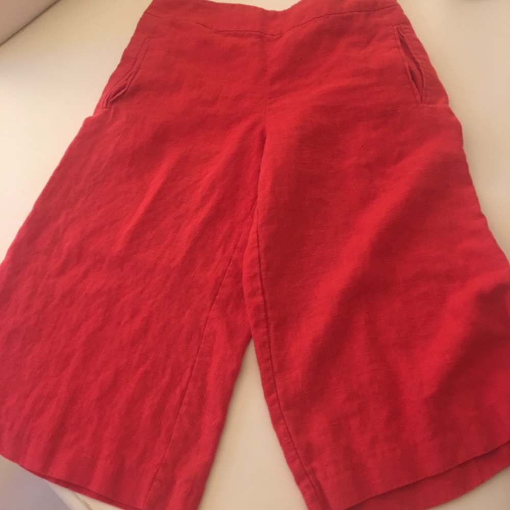 Harvey Benard red linen capris